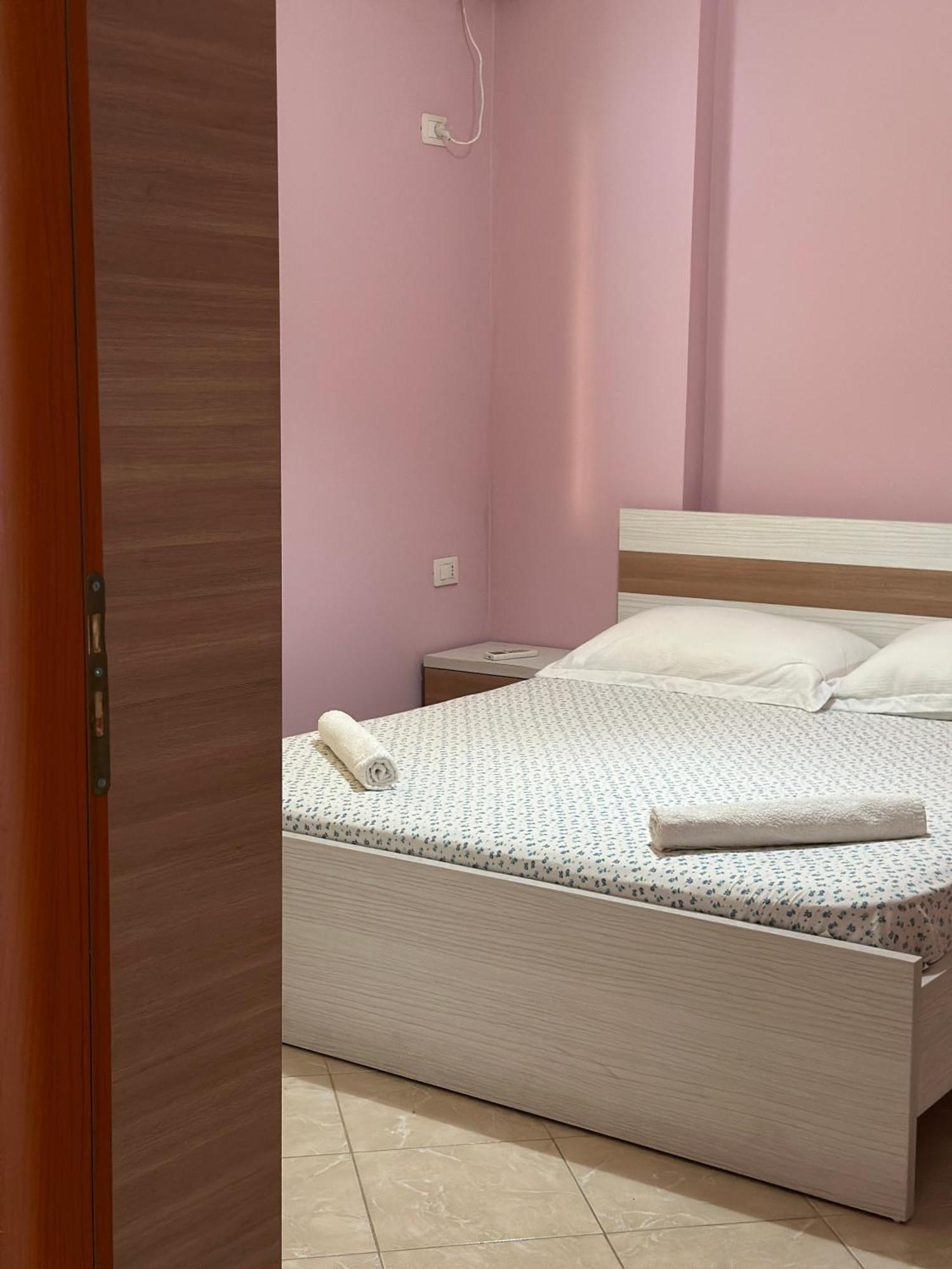 Sail Ocean View Apartments Sarandë Eksteriør billede
